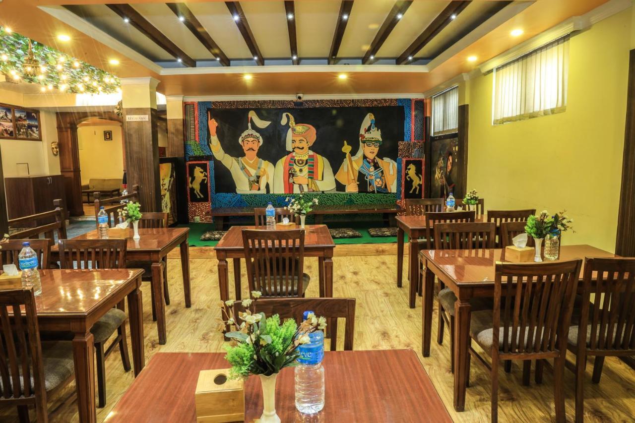 Royal Kings Hotel Kathmandu Exterior foto
