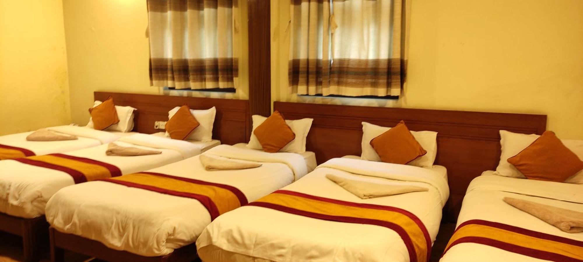 Royal Kings Hotel Kathmandu Exterior foto