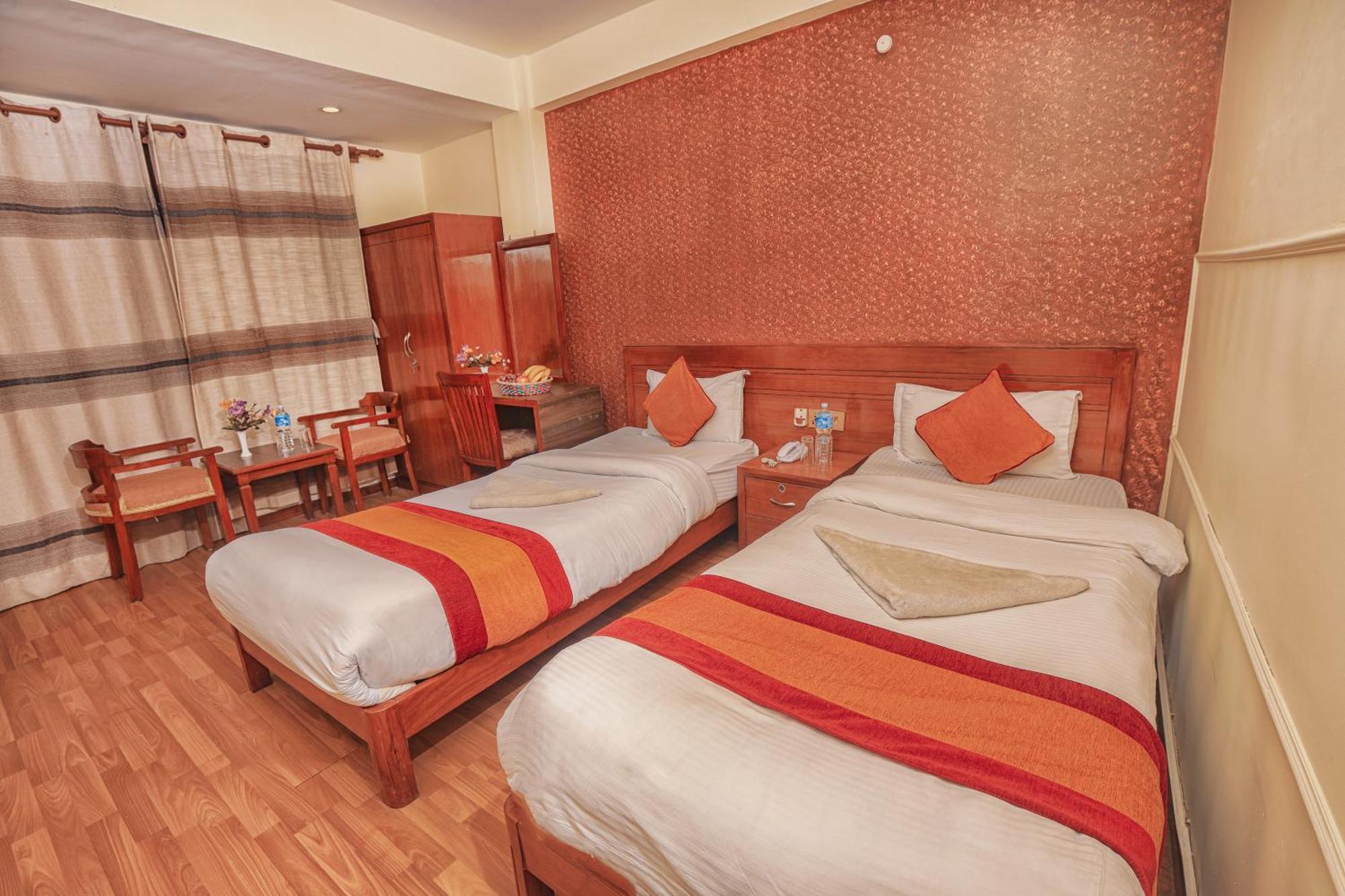 Royal Kings Hotel Kathmandu Exterior foto